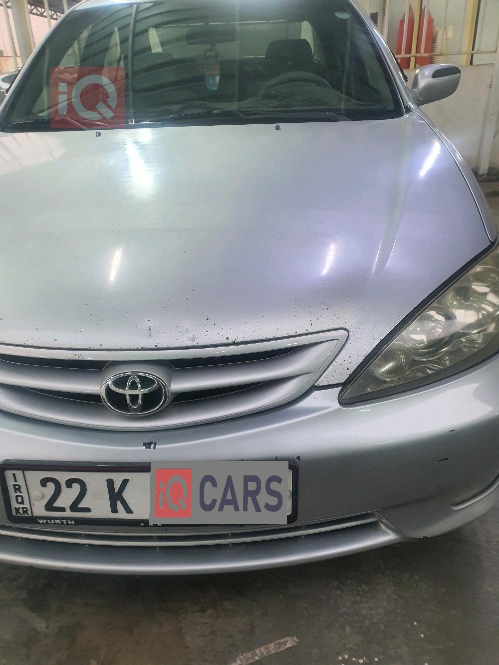 تۆیۆتا کامری